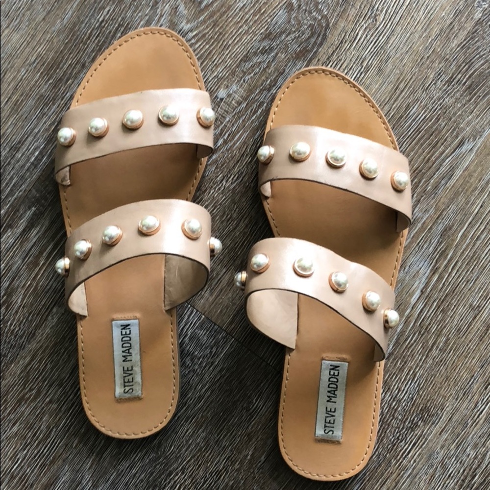 Jolie Pearl slides